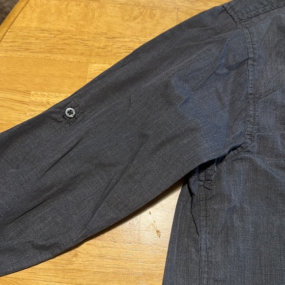 Jack’s long sleeve button up - Picture 4 of 4